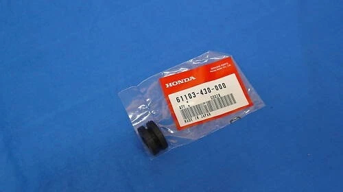HONDA ATC 250R ATC250R 1985 1986 85 87 R OEM FRONT FENDER GROMMET RUBBER BDT NEW - Image 2