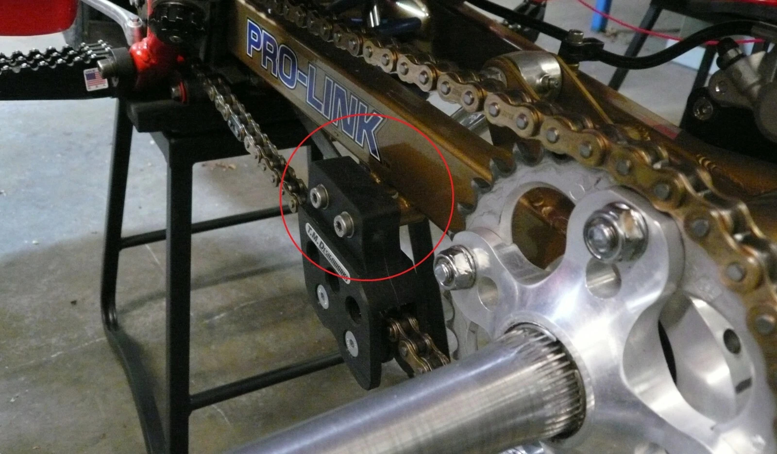 HONDA 85-87 TRX ATC 250R REAR CHAIN GUIDE THREADED STEEL MOUNTS FOR OEM SWINGARM - Image 2