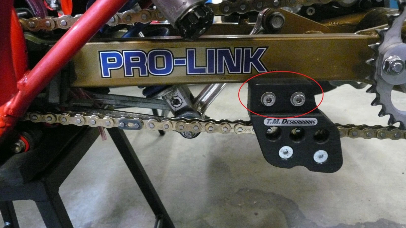 HONDA 85-87 TRX ATC 250R REAR CHAIN GUIDE THREADED STEEL MOUNTS FOR OEM SWINGARM - Image 7