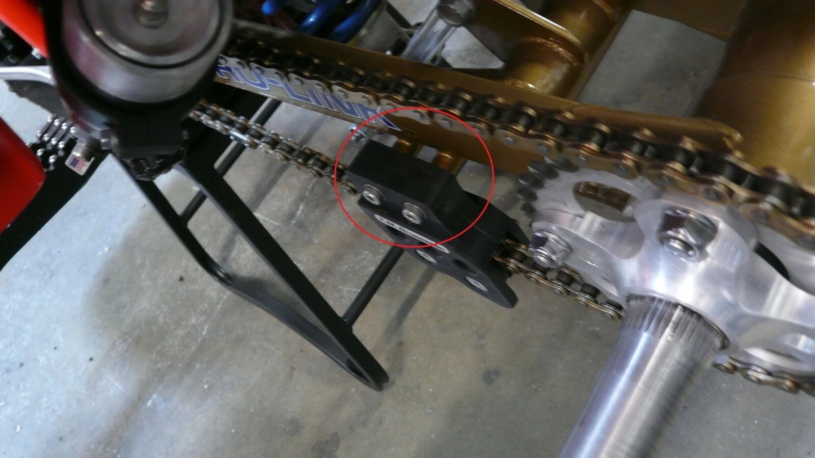 HONDA 85-87 TRX ATC 250R REAR CHAIN GUIDE THREADED STEEL MOUNTS FOR OEM SWINGARM - Image 8