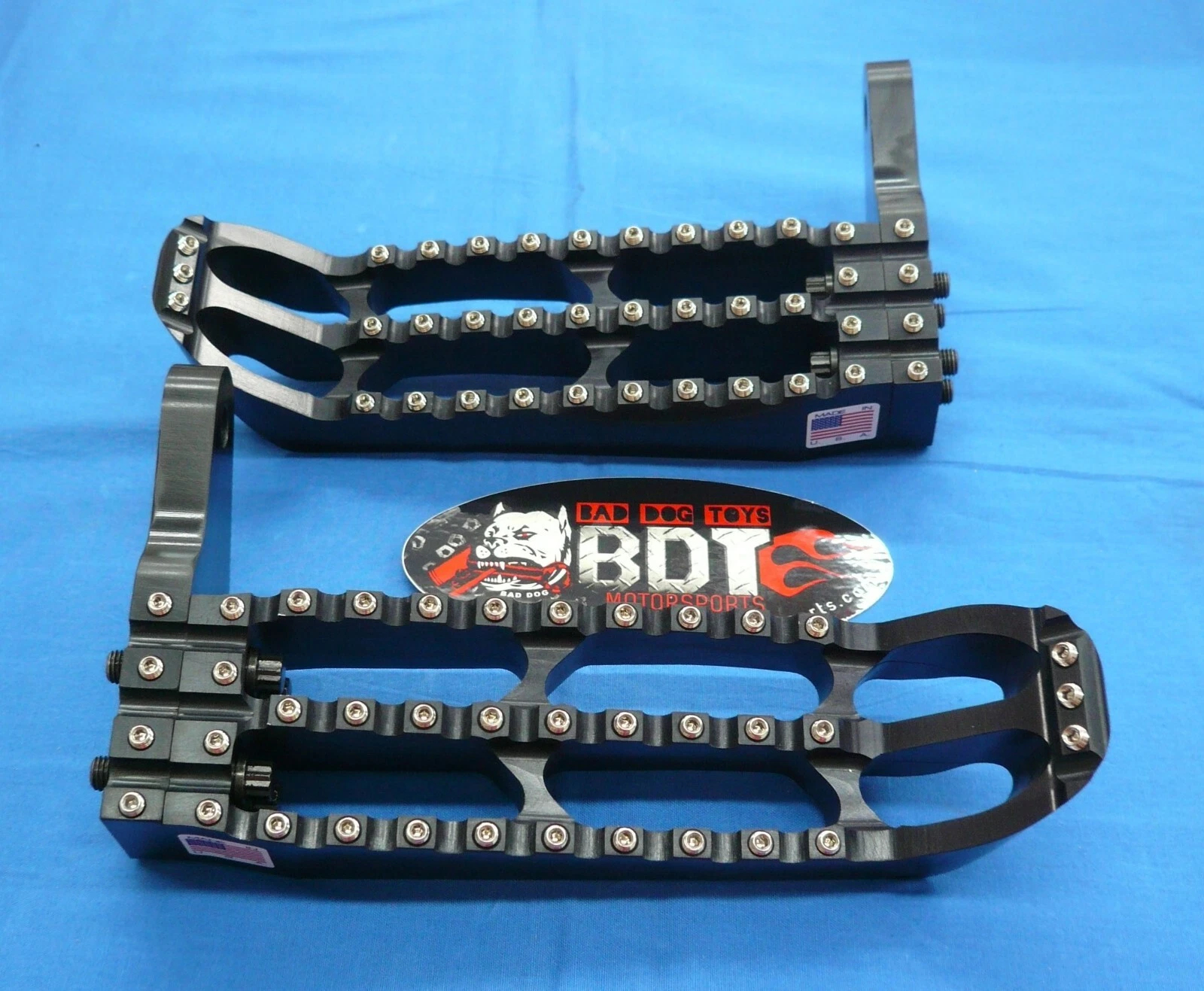 HONDA TRX 250R TRX250R BDT RACING BILLET FOOT PEG SET CLEAT DESIGN 1986-87 BLACK - Image 2