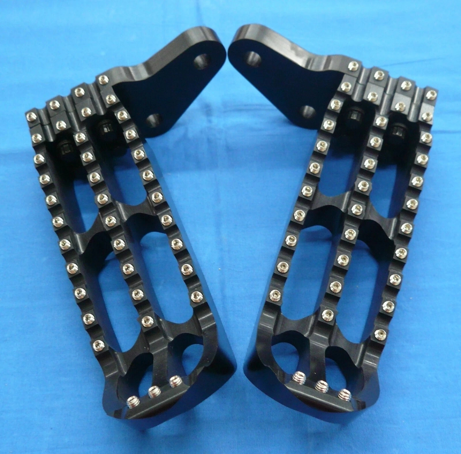 HONDA TRX 250R TRX250R BDT RACING BILLET FOOT PEG SET CLEAT DESIGN 1986-87 BLACK - Image 3